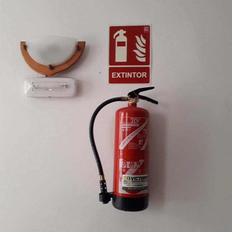 Edificio Gavota Apartment Los Cristianos  Luaran gambar